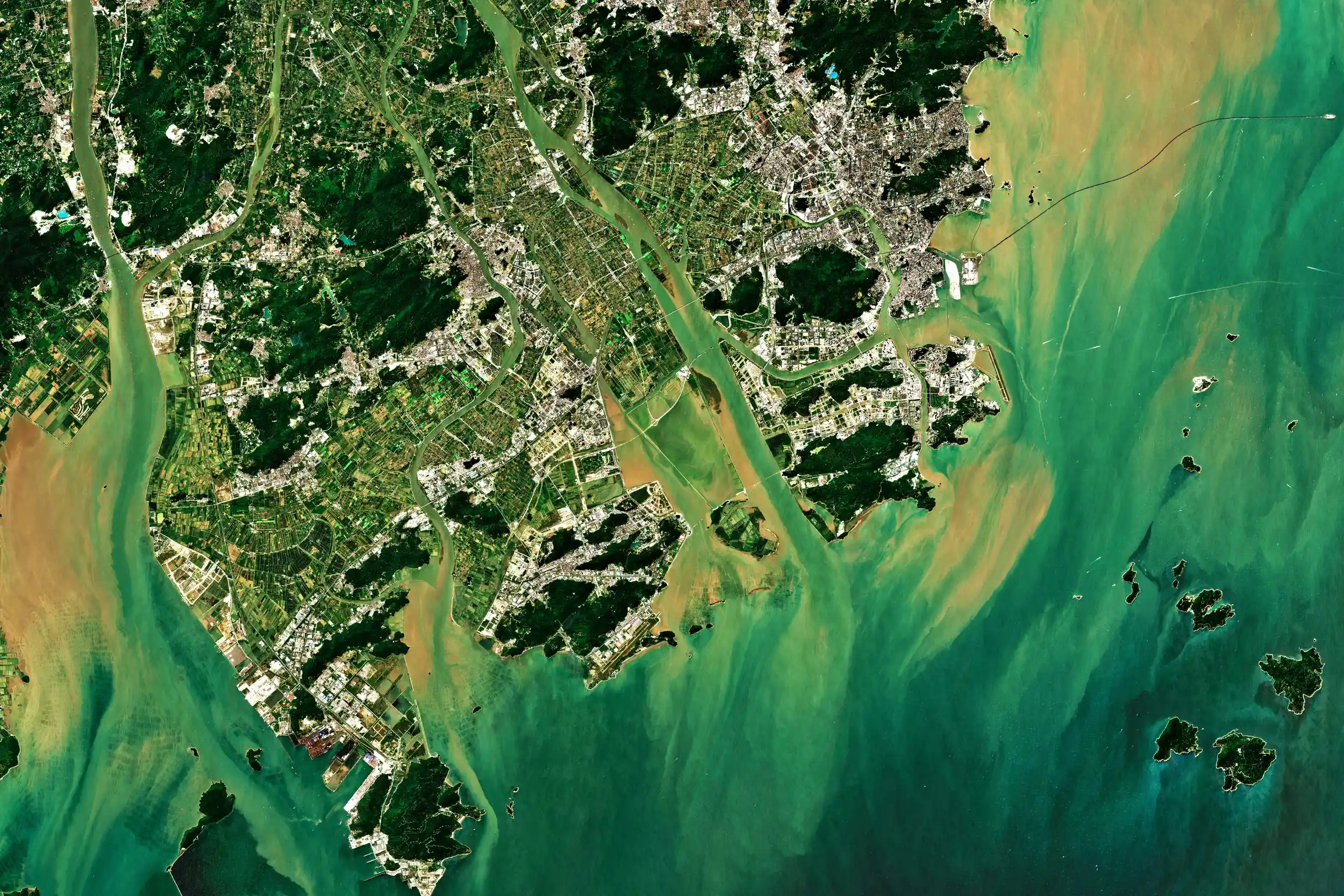 Digital Earth Approaches for GEO